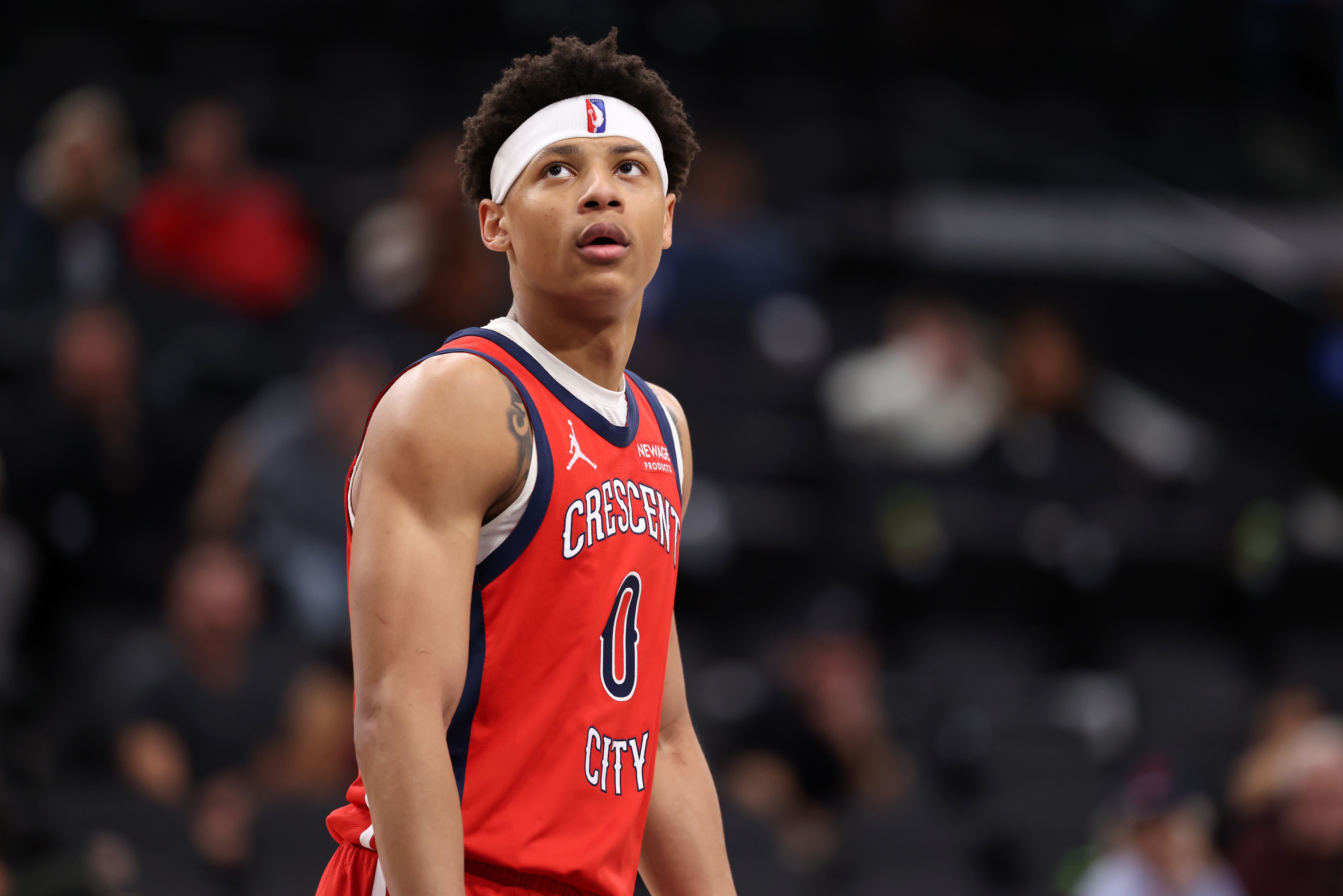 星空体育下载app-冲劲十足！费尔斯半场14中7砍下20分4板 罚球5中5