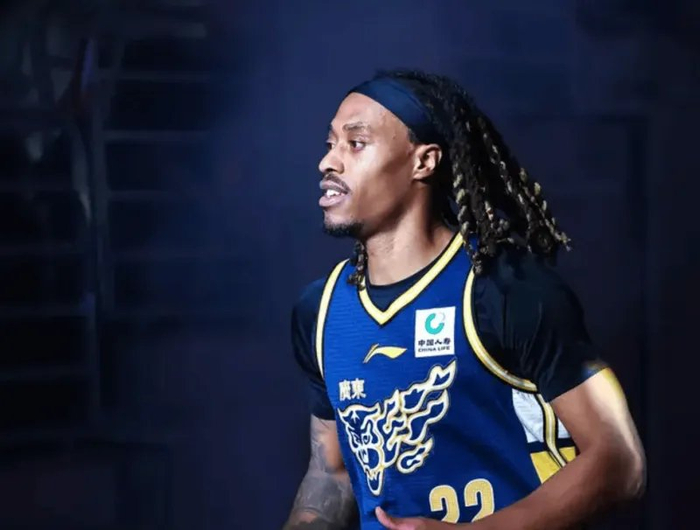 星空体育下载网址-杜锋终于弃用麦考尔！上场就拖节奏影响队友，趁机补强护框大外吧|广东|纯纯|王少杰|朱芳雨|徐杰_新浪体育_新浪新闻