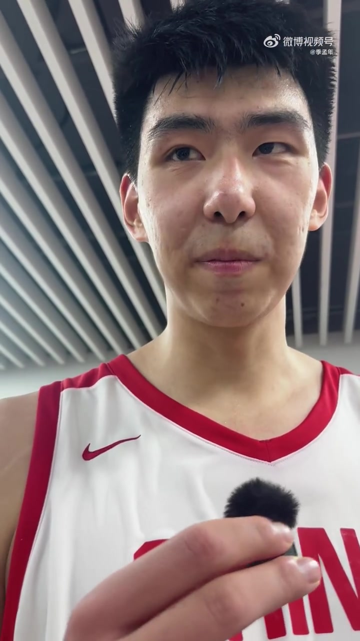 星空体育下载-😂徐昕调侃和王俊杰搭档内线：多给我传点球啊